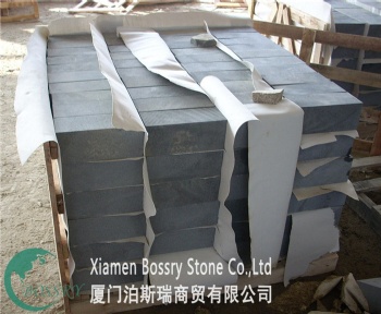  China Zhangpu Black Basalt Saw Cut Brick	