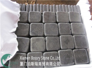  Hainan Black Basalt Cobble Stone Paving Stone	